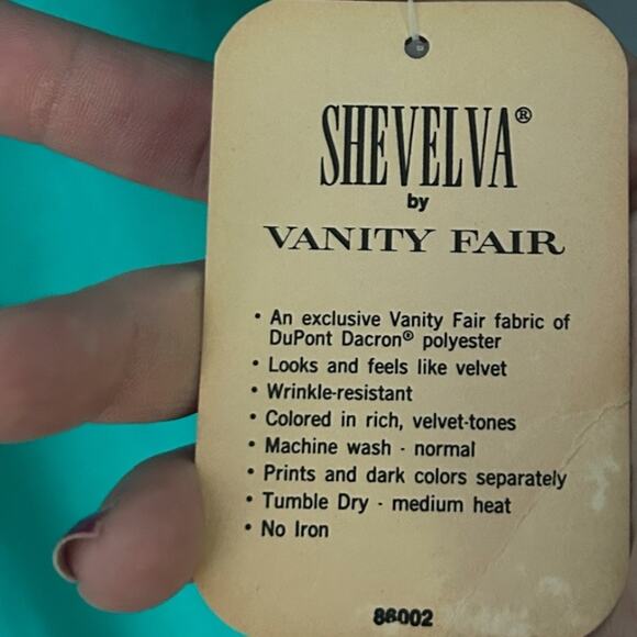 Vanity Fair - Picture 4 of 9